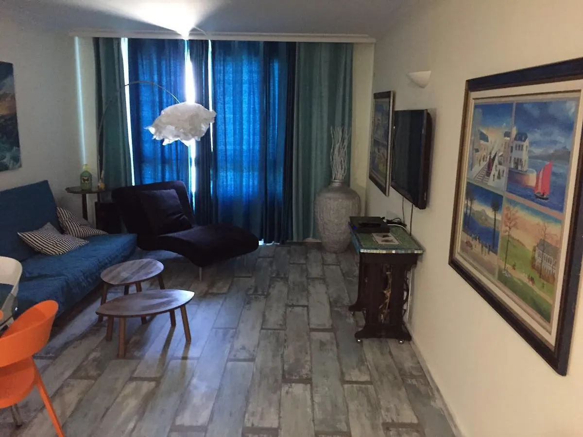 Apartment By The Sea Haifa 0*,