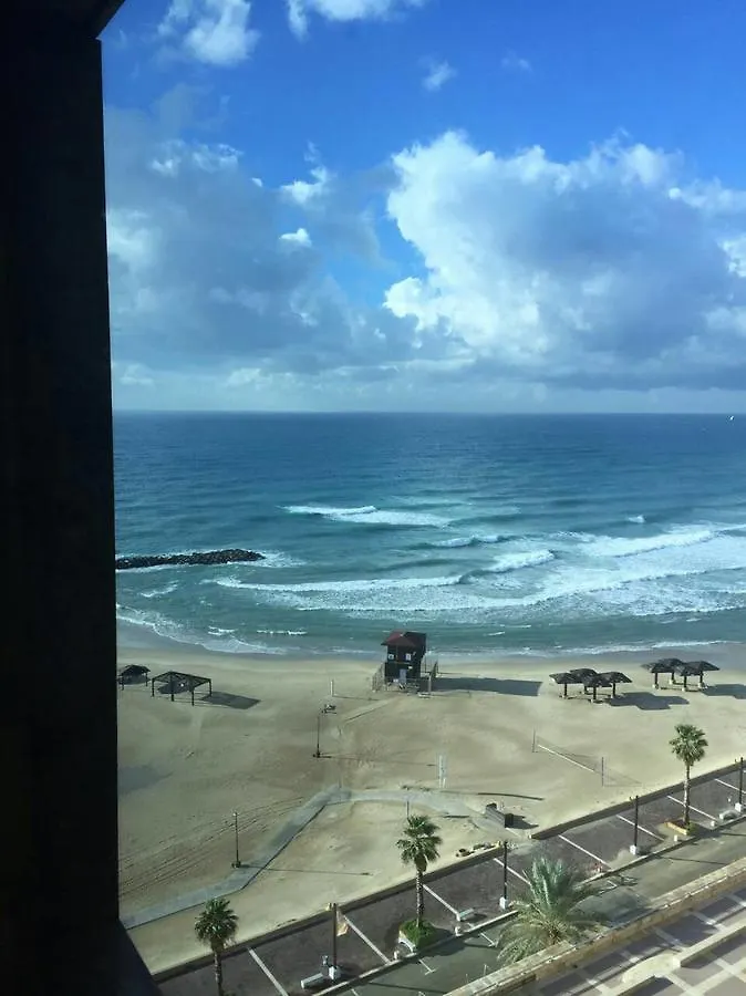 Apartment By The Sea Haifa
