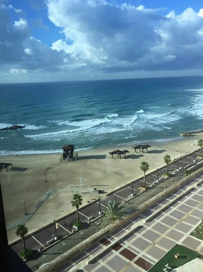Apartment By The Sea Haifa